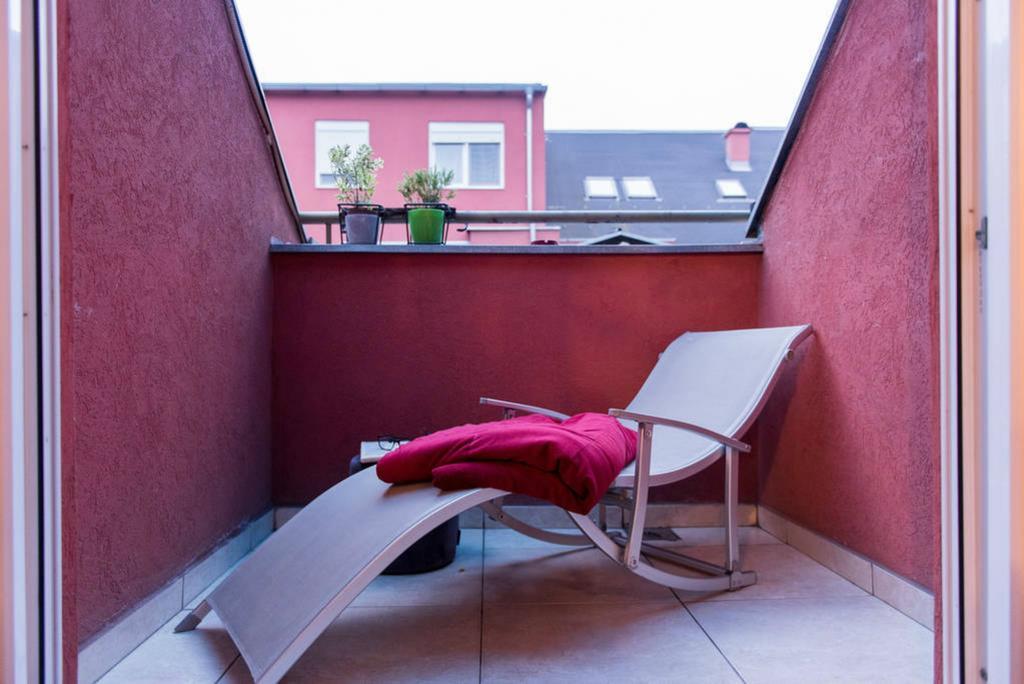Spacious 1-Bedroom Apartment Novi Sad Extérieur photo